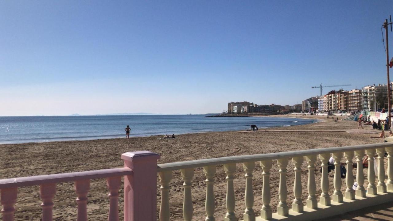 Playa Frente Al Mar Apartment Torrevieja